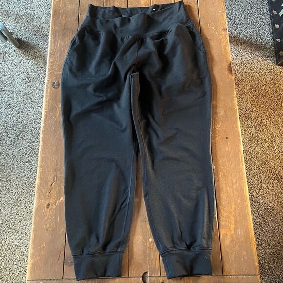 Old Navy Extra High-Waisted CloudComfy Joggers - Picture 1 of 7
